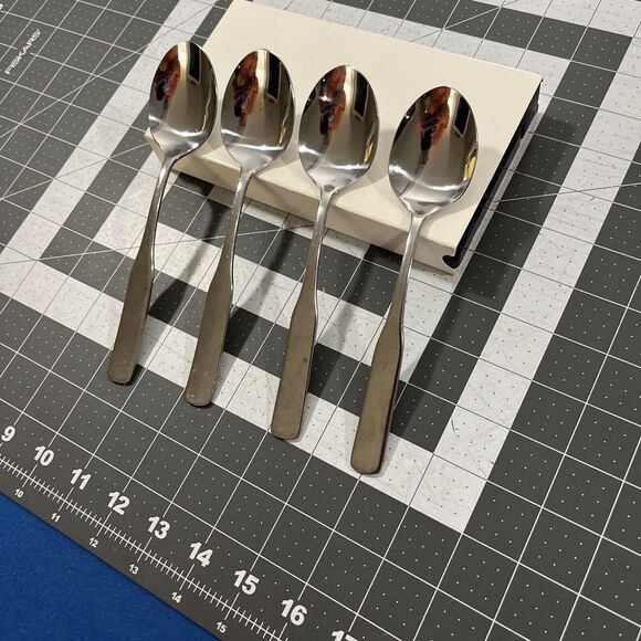 Reed & Barton Fiddler II (4) Oval / Soup Spoons Stainless Flatware Replacements - Picture 2 of 16